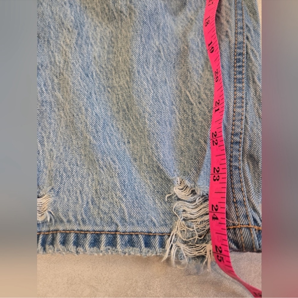 We The Free by Free People High-Rise 90s Boyfriend Distressed Jeans bdg.25 - Picture 9 of 13